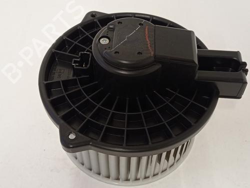 Used Heater blower motor MAZDA CX-5 (KE, GH) 2.2 D (KE2FW) (150 hp) 18530001