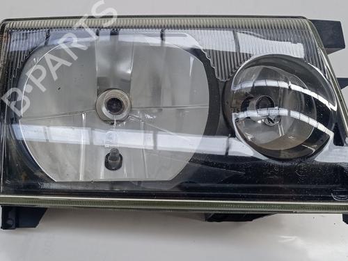 Used Right headlight NISSAN TERRANO II (R20) 2.7 TDi 4WD (125 hp) 30100265