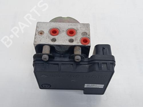 Used ABS pump SUZUKI GRAND VITARA I (FT, HT) 2.0 HDI 110 16V 4x4 (SQ420D, TD83V) (109 hp) 13578491