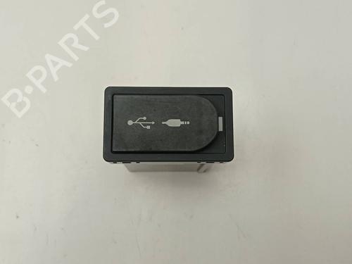 electronic-module-lexus-is-i-_e1_-1999-2000-2001-2002-2003-2004-2005-36670636 main image
