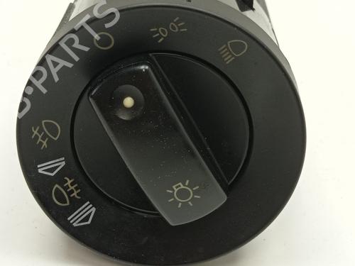 Commande de phare AUDI A4 B6 (8E2) 1.9 TDI (130 hp) 30638335
