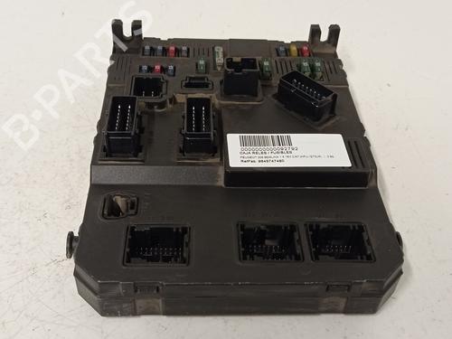 Used Fuse box PEUGEOT 206 Hatchback (2A/C) 1.4 16V (88 hp) 7093130