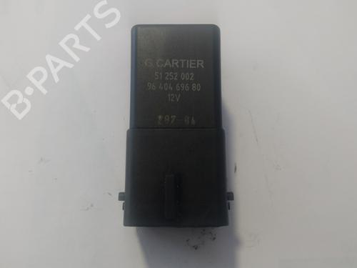 Used Electronic module SUZUKI GRAND VITARA I (FT, HT) 2.0 HDI 110 16V 4x4 (SQ420D, TD83V) (109 hp) 9647341