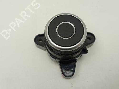 BP32073947I30 main image