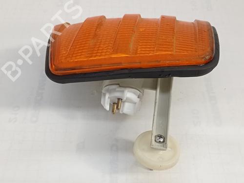 Right front indicator MERCEDES-BENZ 190 (W201) D 2.5 (201.126) | BP15940083C33 