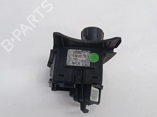 Used Steering wheel controls RENAULT SCÉNIC II (JM0/1_) [2003-2010]  30644751