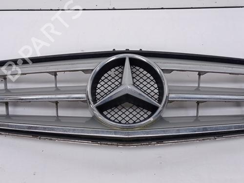 Used Grille MERCEDES-BENZ C-CLASS (W204) [2007-2015]  24823911