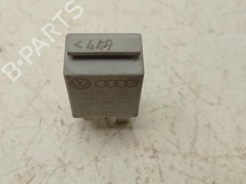Elektronisk modul VW GOLF V (1K1) 1.9 TDI (105 hp) 14168283