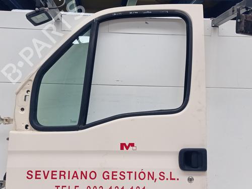 Left front door OPEL MOVANO A Bus (X70) 2.5 CDTI (JD) | BP29967617C2
