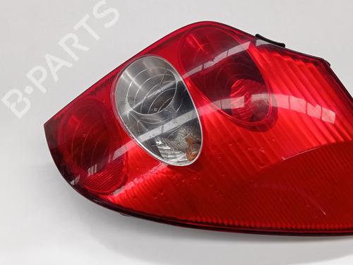 Used Right taillight RENAULT LAGUNA II Grandtour (KG0/1_) 1.9 dCi (KG1A, KG1W, KG0G) (110 hp) 27367650