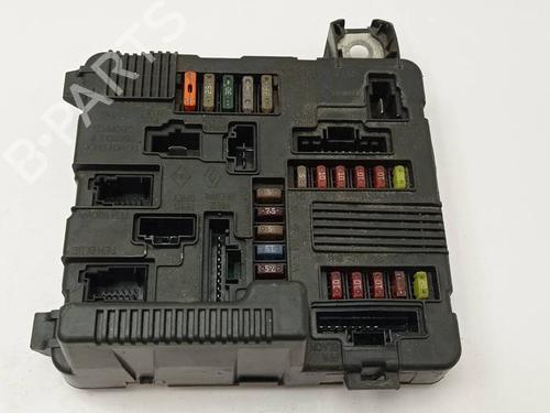 Used Fuse box Fuse box RENAULT SCÉNIC II (JM0/1_) 1.9 dCi (JM0G, JM12, JM1G, JM2C) (120 hp) 39693918 39693918