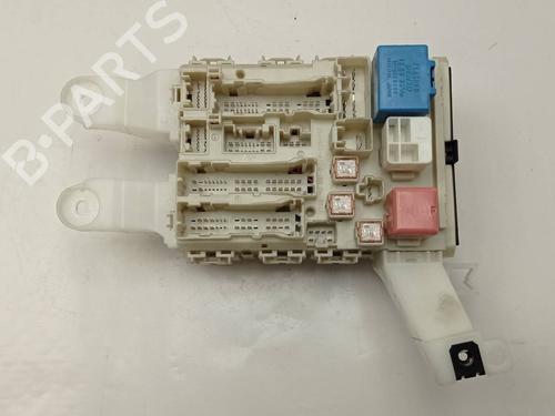 Used Fuse box Fuse box 38167689 38167689