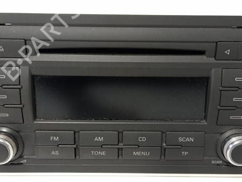 Used Radio SEAT EXEO ST (3R5) 2.0 TDI (143 hp) 20134208