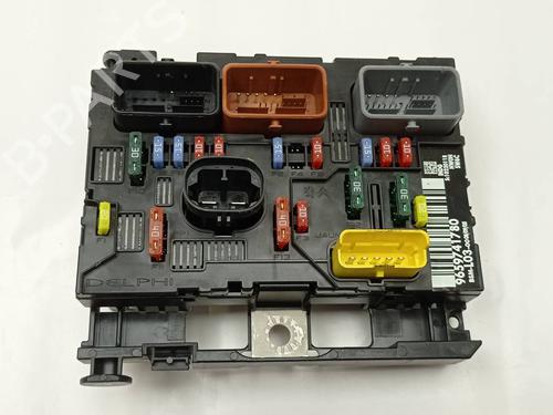 Used Fuse box Fuse box CITROËN C3 I (FC_, FN_) 1.4 i Bivalent (73 hp) 34699568 34699568
