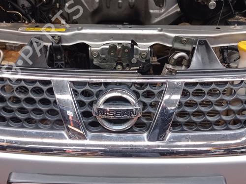 Used Grille NISSAN NP300 PICKUP (D22) 2.5 dCi 4x4 (133 hp) 9132792