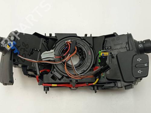 switch-renault-clio-iii-br01-cr01-2005-2006-2007-2008-2009-2010-2011-2012-2013-2014-36319746 main image