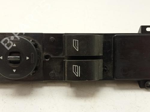 Used Left front window switch FORD FOCUS C-MAX (DM2) [2003-2007]  7551477