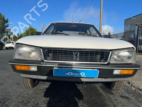 Used Front bumper PEUGEOT 505 (551A) 2.5 Diesel (69 hp) 30874268