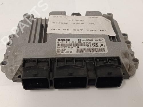Used Engine control unit (ECU) CITROËN C4 I (LC_) 1.6 HDi (90 hp) 8602457