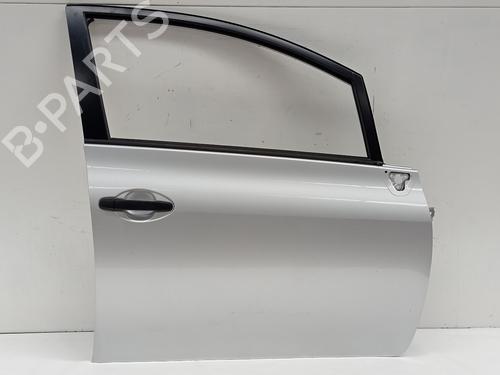 Used Right front door TOYOTA AURIS (_E15_) [2006-2012]  28115853