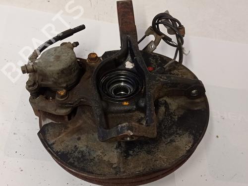 Used Left front steering knuckle SUZUKI GRAND VITARA I (FT, HT) 2.0 HDI 110 16V 4x4 (SQ420D, TD83V) (109 hp) 8360694
