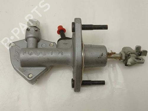 Used Brake master cylinder Brake master cylinder 37791922 37791922