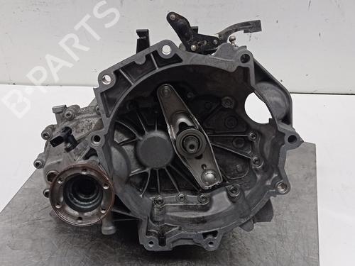 Used Gearbox VW POLO IV (9N_, 9A_) 1.2 12V (64 hp) 29376810