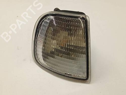 Used Right front indicator Right front indicator 38952100 38952100
