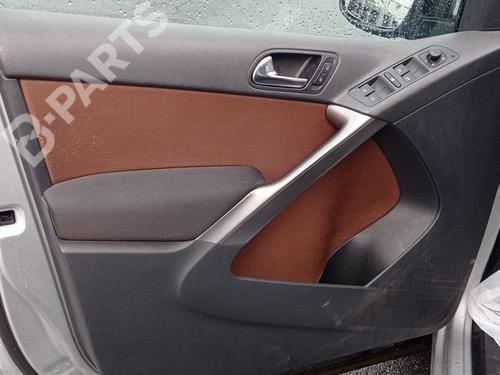 Used Left front door panel Left front door panel VW TIGUAN VAN (5N_) 2.0 TDI (5N1, 5N2) (140 hp) 9133324 9133324