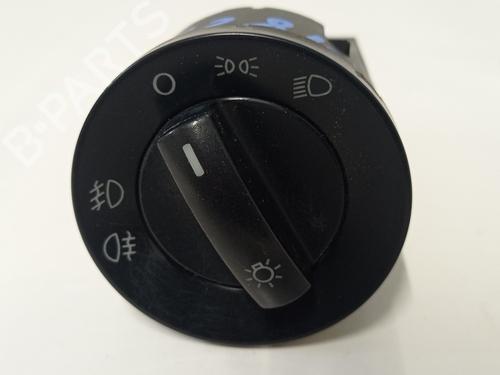Used Headlight switch VW POLO IV (9N_, 9A_) 1.2 12V (64 hp) 29300606