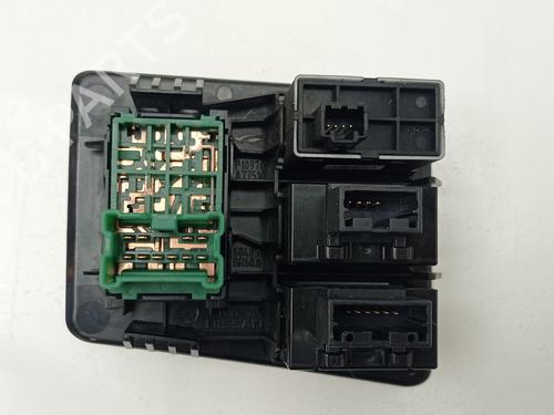 Mirror switch NISSAN QASHQAI / QASHQAI +2 I (J10, NJ10, JJ10E) 1.6 dCi | BP18056655I25 