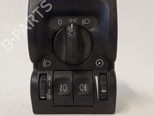Used Headlight switch OPEL VECTRA B Estate (J96) 1.8 i 16V (F35) (115 hp) 7837169