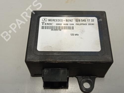 Øvrige Styrinhsenheder MERCEDES-BENZ SPRINTER 2-t Van (B901, B902) 208 CDI (901.661, 901.662, 902.661, 902.662) (82 hp) 31014244