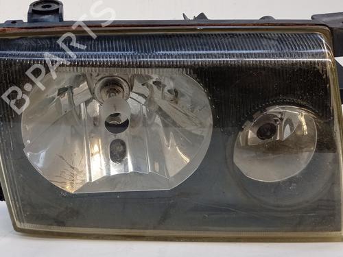 Used Right headlight NISSAN TERRANO II (R20) 3.0 Di 4WD (154 hp) 31176289