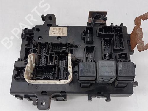 Fuse box NISSAN TERRANO II (R20) 2.7 TDi 4WD | BP25824063E1 