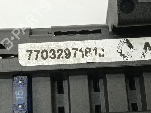 Fuse box RENAULT MEGANE I Classic (LA0/1_) 1.4 (LA0E, LA0V) | BP7092747E1 