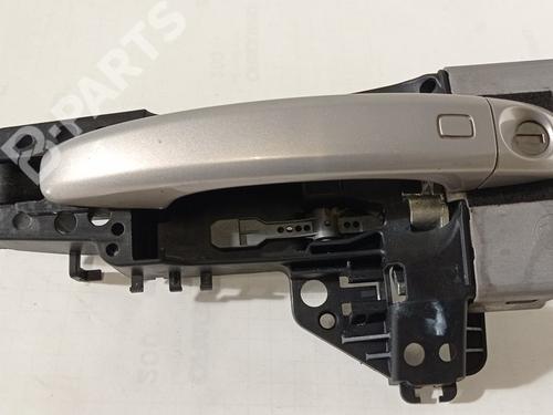 Used Front left exterior door handle Front left exterior door handle AUDI Q3 (8UB, 8UG) 2.0 TDI (140 hp) 10099177 10099177