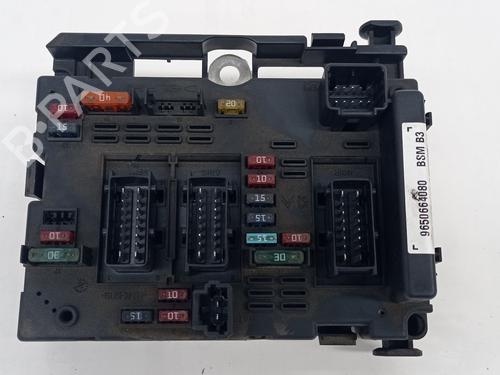 Fuse box PEUGEOT 307 Break (3E) 2.0 HDI 110 | BP30204464E1 
