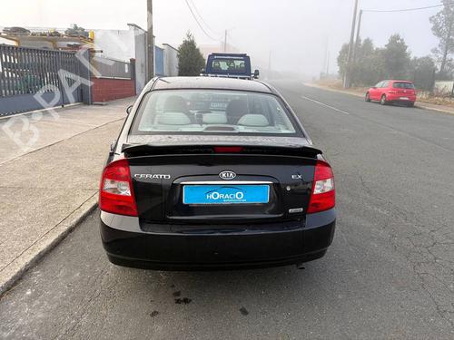 Left front window switch KIA CERATO I Saloon (LD) 2.0 CRDi | BP39193426I27 - Image 2