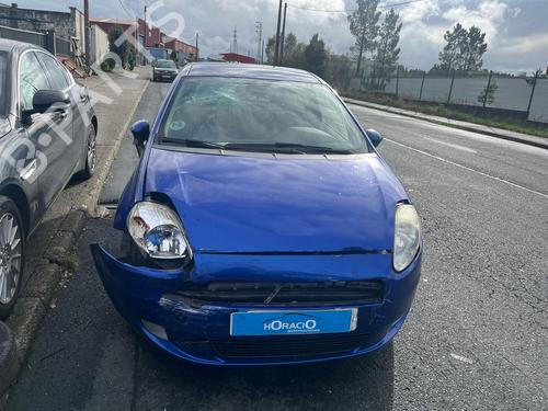 Brugte FIAT GRANDE PUNTO (199_) 1.3 D Multijet (75 hp) 4309257