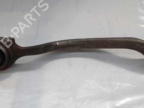 Højre fortil bærearm MERCEDES-BENZ E-CLASS (W212) E 220 CDI / BlueTEC (212.001, 212.002) (170 hp) 31175261