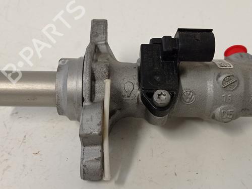 Used Brake master cylinder SEAT LEON (5F1) [2012-2021]  8307029
