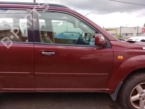 Used Right front door NISSAN X-TRAIL I (T30) 2.2 Di 4x4 (114 hp) 19257392