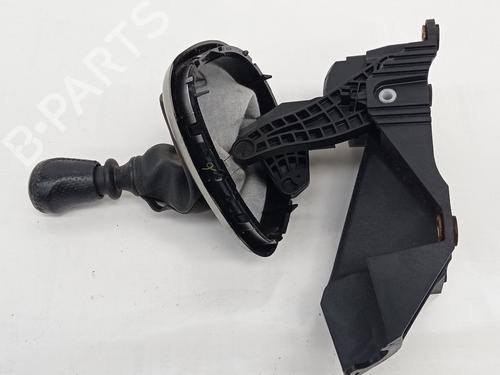 Used Gear lever NISSAN QASHQAI / QASHQAI +2 I (J10, NJ10, JJ10E) 1.6 dCi (130 hp) 18199665