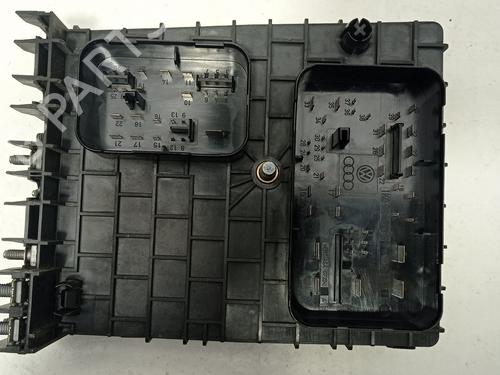 Fuse box VW GOLF VI (5K1) 2.0 GTi | BP17585833E1 