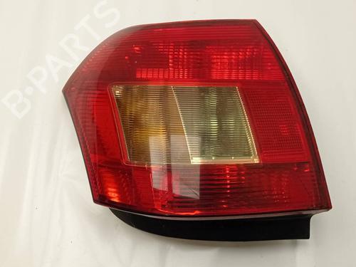 Used Right taillight Right taillight TOYOTA COROLLA (_E12_) 2.0 D-4D (CDE120_, CDE120R) (90 hp) 34460370 34460370