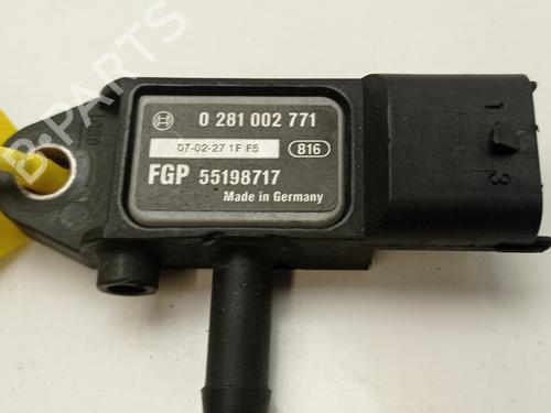 Used Electronic sensor OPEL ZAFIRA / ZAFIRA FAMILY B (A05) [2005-2019]  30081844