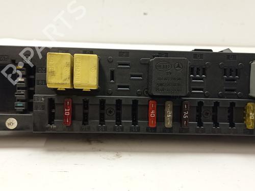 Fuse box MERCEDES-BENZ C-CLASS (W203) C 220 CDI (203.006) | BP18467475E1 