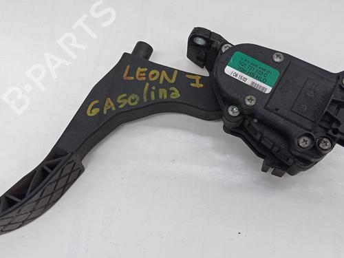 Used Pedal SEAT LEON (1M1) 1.6 16 V (105 hp) 14457750