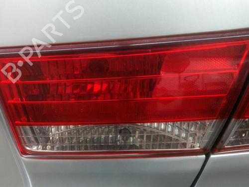 Achterlicht kofferdeksel achterklep rechts HYUNDAI SONATA V (NF) 2.0 CRDi (140 hp) 9133619